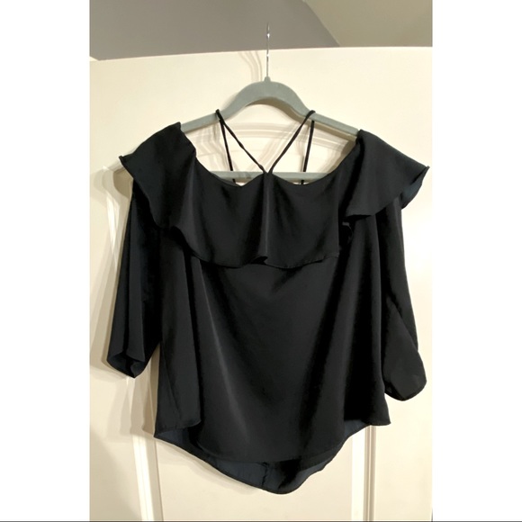 Ava & Aiden Tops - Ava & Aiden Women’s Cold ShoulderSatin Blouse size XL